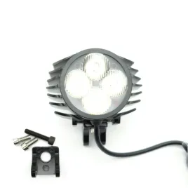 przednie-swiatlo-led-do-hulajnogi-elektrycznej-speedway-v