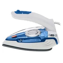 turystyczne-zelazko-parowe-adler-cr-5040-dla-perfekcyjnego-wygladu