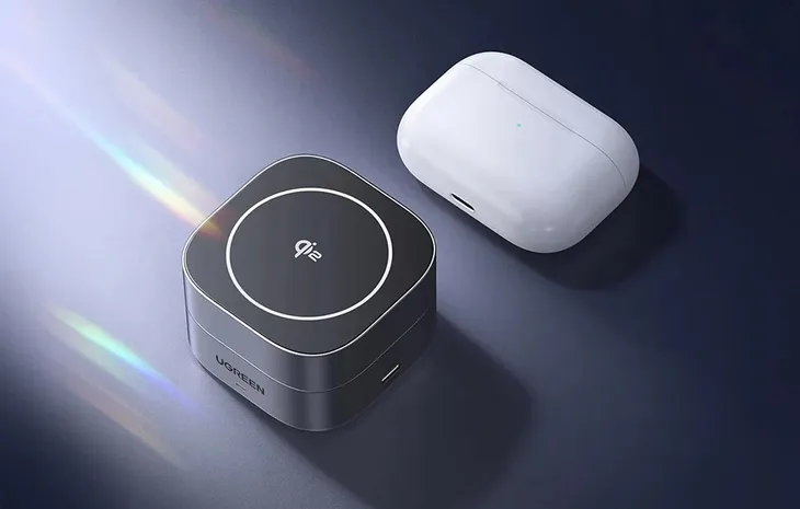 ladowarka-indukcyjna-ugreen-qi2-2w1-zlacza-usb-typ-c