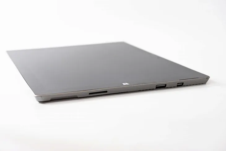 12-microsoft-surface-pro-4-12