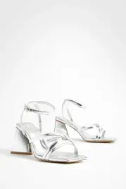 t15205-boohoo-wide-fit-srebrne-sandaly-damskie-obcas-16-37