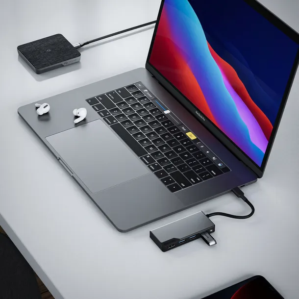alogic-fusion-core-usb-c-5-port-hub-space-gray
