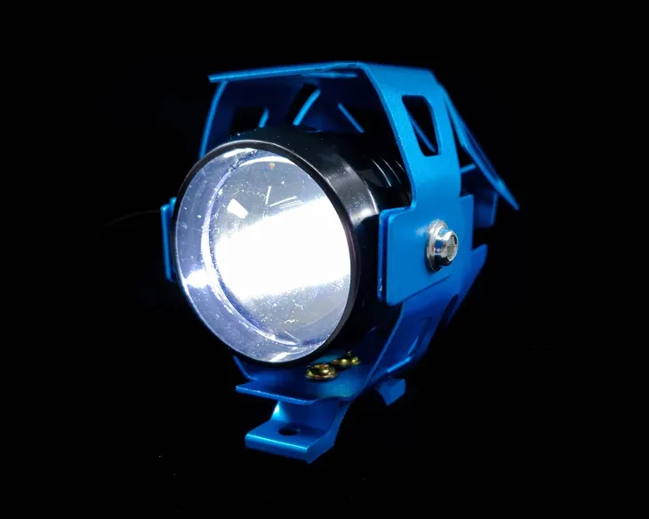 2x-led-halogeny-motocyklowe-lampy-reflektory-quad-dopasowanie-do-pojazdu-produkt-uniwersalny