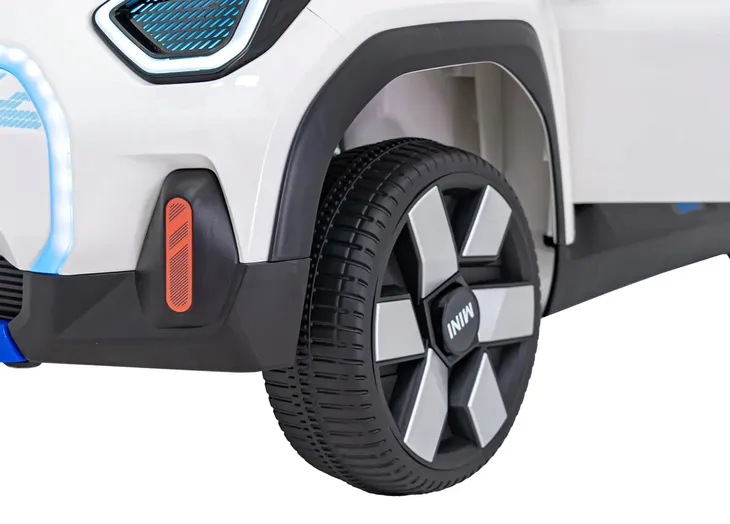 auto-mini-concept-aceman-bialy-na-akumulator-dla-dzieci-gratisy-stan-nowy-marka-ramiz