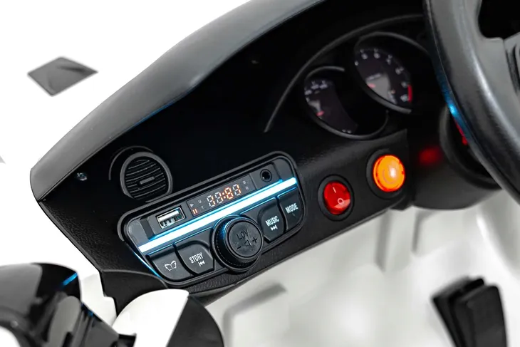 auto-porsche-spyder-rs-718-lakier-bialy-dla-dzieci-gratisy-stan-opakowania-oryginalne