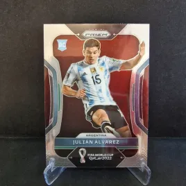 2022-panini-prizm-wc-julian-alvarez-argentyna-pr25