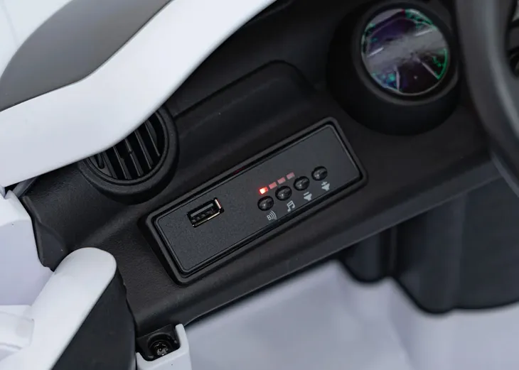 auto-ruf-ctr3-bialy-na-akumulator-dla-dzieci-gratisy-pojemnosc-akumulatora-9-ah