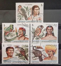 znaczki-fauna-ptaki-tukan-papuga-centr-afryka-kasowany-r11