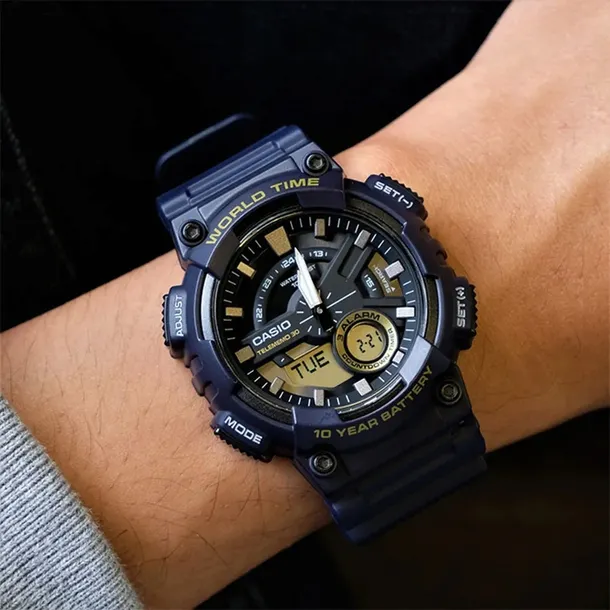zegarek-casio-sport-aeq-110w-2avef-box-kolor-koperty-granatowy