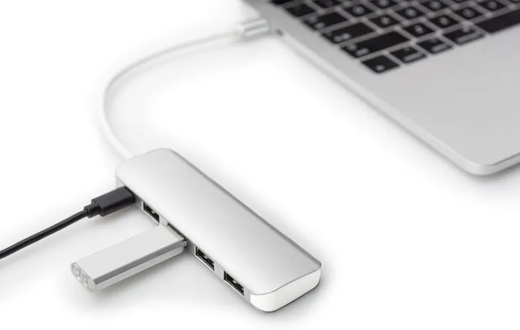 hub-usb-digitus-da-70242-1-stan-powystawowy