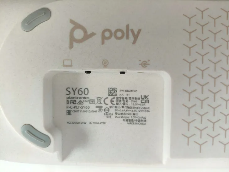 poly-sync-60-zestaw-glosnomowiacy-bluetooth-zawiera-baterie-nie-stan-powystawowy