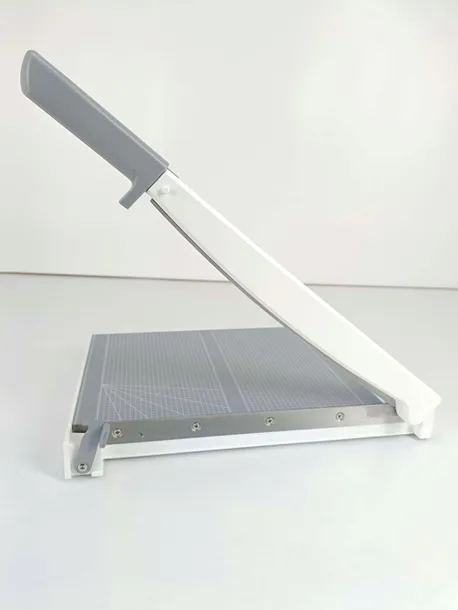 gilotyna-reczna-leitz-produkt-wprowadzony-do-obrotu-na-terenie-ue-przed-13-12-2024-nie