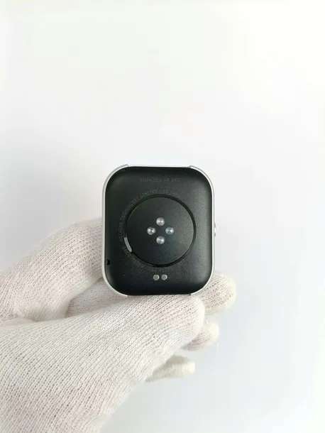 smartwatch-cmf-by-nothing-watch-pro-srebrny-ksztalt-koperty-niestandardowa