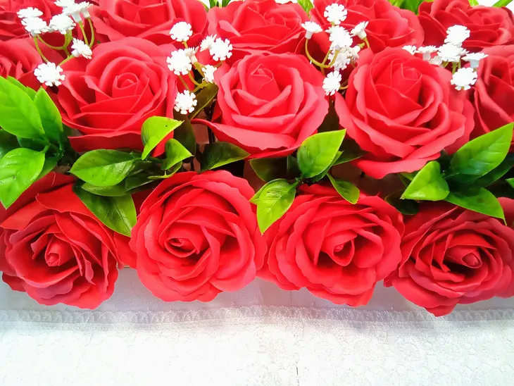 stroik-roze-mydlane-czerwonychorprezent-dzien-matki-or-elegancka-dekoracja-91-stan-nowy