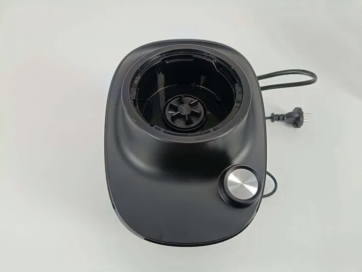 blender-kielichowy-philips-hr3760-10-marka-philips