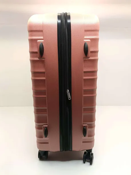amazon-basics-walizka-twarda-duza-78cm-105-l-marka-amazon