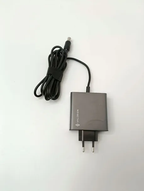 projektor-dlp-valerion-visionmaster-pro-smart-googletv-stan-powystawowy-marka-bez-marki