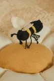 lorena-canals-poduszka-mala-stokrotka-planet-bee-35cm-kolor-bialy