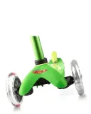 micro-hulajnoga-mini-deluxe-green-hamulec-tak