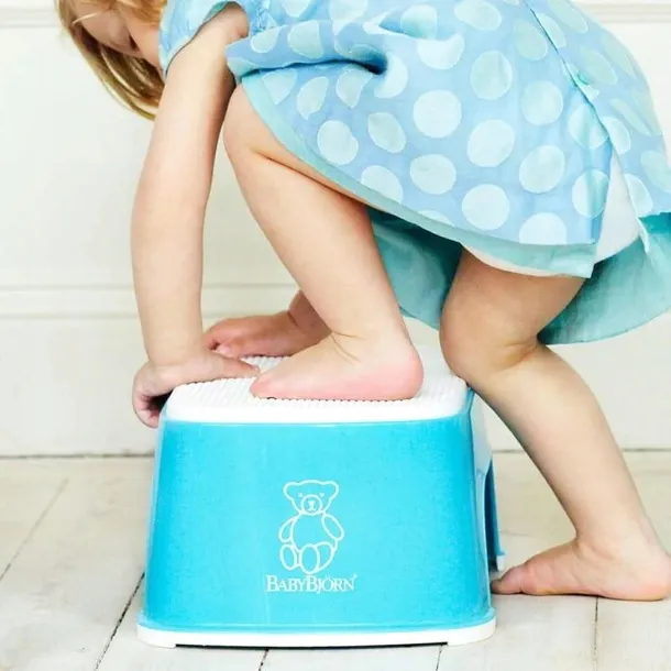 babybjorn-podest-niebieski-stan-nowy-kod-producenta-7317680612694