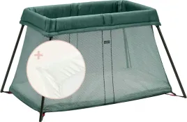 babybjorn-lozeczko-turystyczne-light-ciemnozielony-przescieradlo