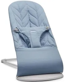 babybjorn-lezaczek-bliss-woven-petal-quilt-niebieski