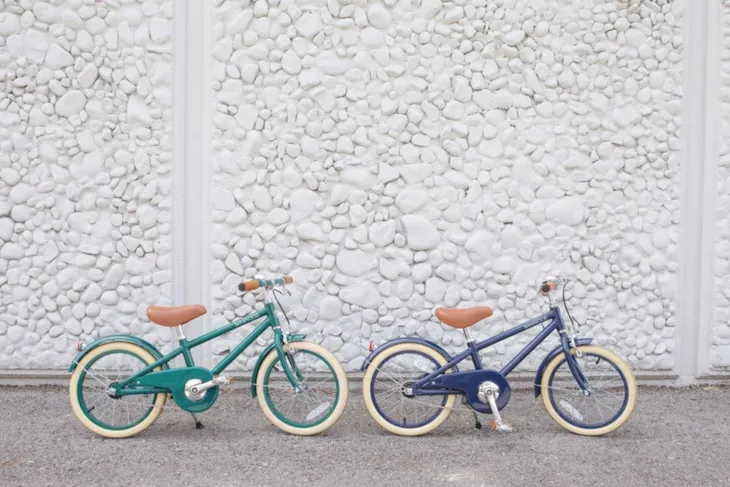 banwood-rowerek-classic-navy-blue-hamulce-bebnowe