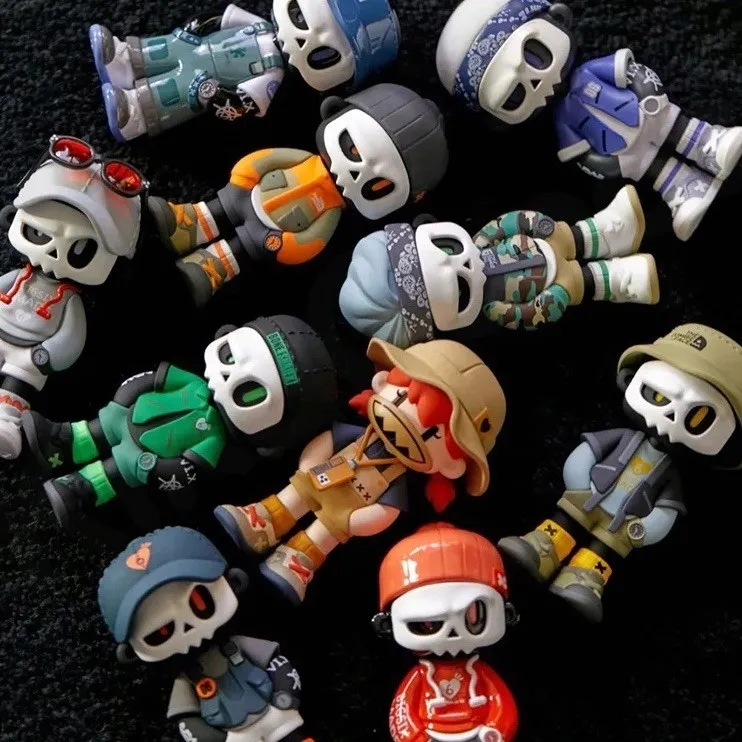 mr-bone-figurka-mr-bone-camping-series-blind-box