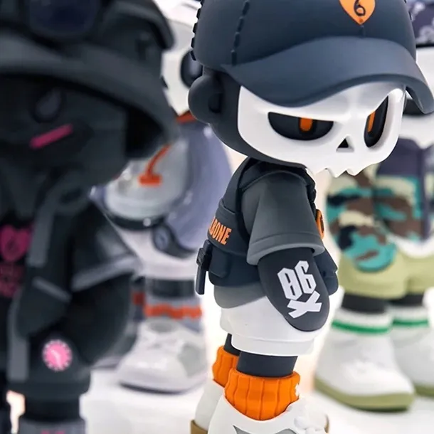 mr-bone-figurka-mr-bone-camping-series-blind-box-stan-nowy-kod-producenta-mrb-camping