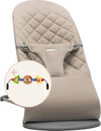 babybjorn-lezaczek-bliss-woven-piaskowoszary-zabawka