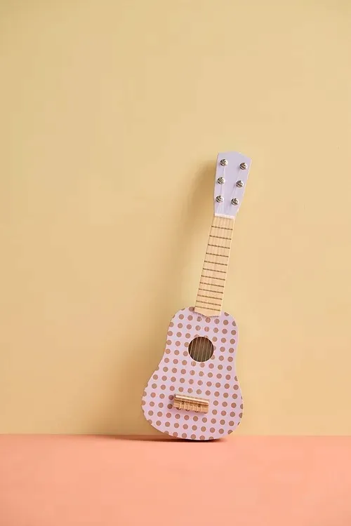 kid-s-concept-gitara-dot-lilac
