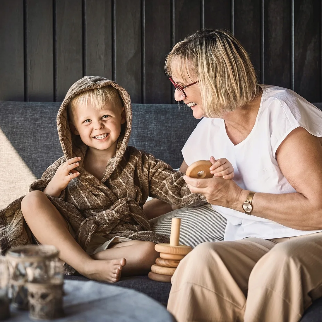 leander-szlafrok-5-6-lat-mocca-stan-nowy