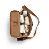 elodie-details-organizer-half-moon-caramel-brown-szerokosc-dluzszy-bok-29-cm