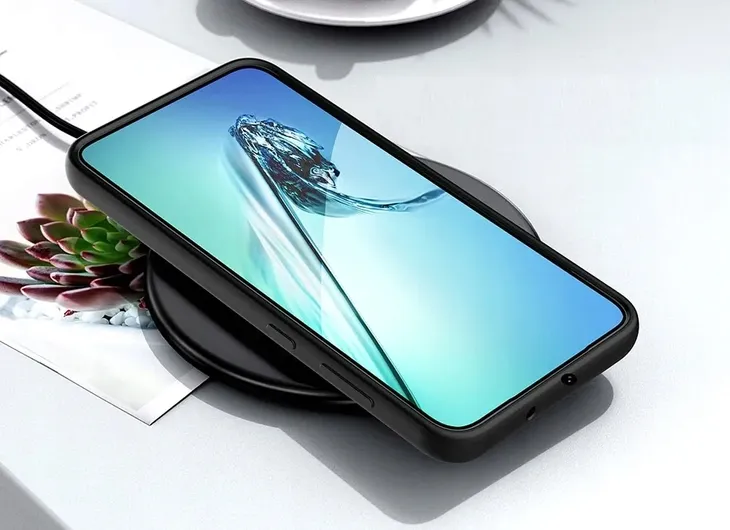 etui-silicone-case-do-samsung-galaxy-a34-szklo-stan-nowy-material-tworzywo-sztuczne