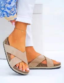 bezowe-klapki-na-grubej-korkowej-podeszwie-suzane-41