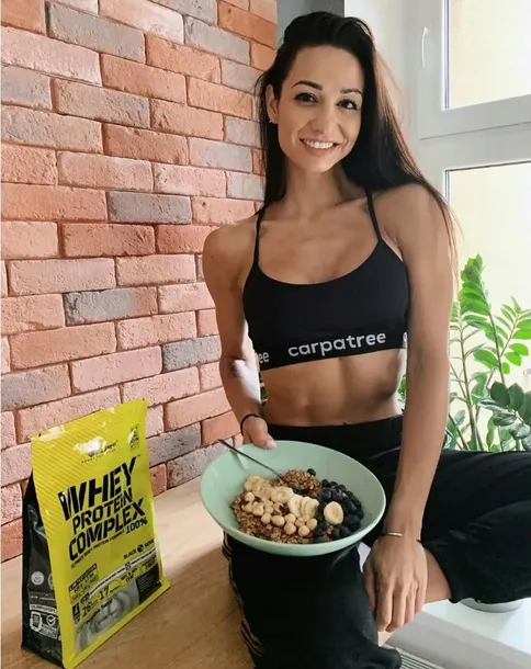 olimp-whey-protein-complex-100percent-700g-bialko-wpc-marka-olimp