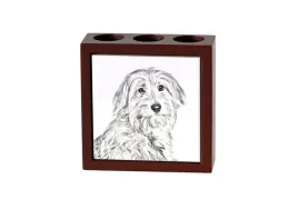 pyrenean-sheepdog-labri-pyrenees-sheepdog-i-pen-holder-with-a-dog-desk