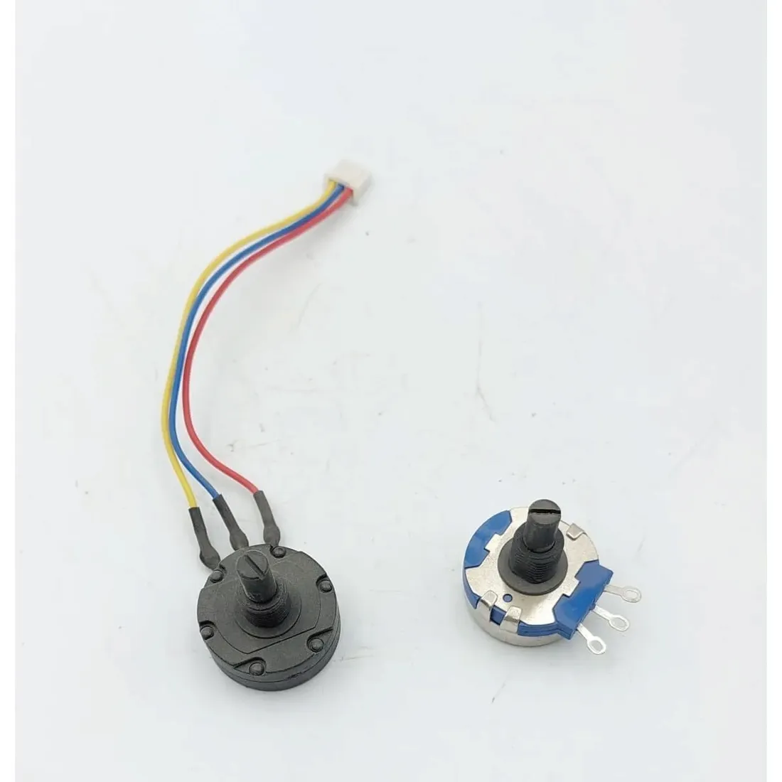 potencjometr-rv28p1-stan-nowy