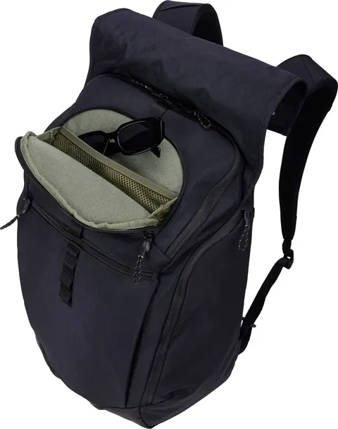 plecak-thule-paramount-na-laptopa-do-16-czarny-glebokosc-krotszy-bok-21-cm