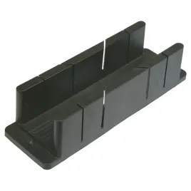 skrzynka-uciosowa-plastikowa-240-x-55-x-70-mm