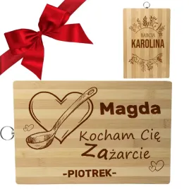 kuchenna-deska-do-krojenia-z-grawerem-prezent-dla-babci-dziadka-mamy-taty