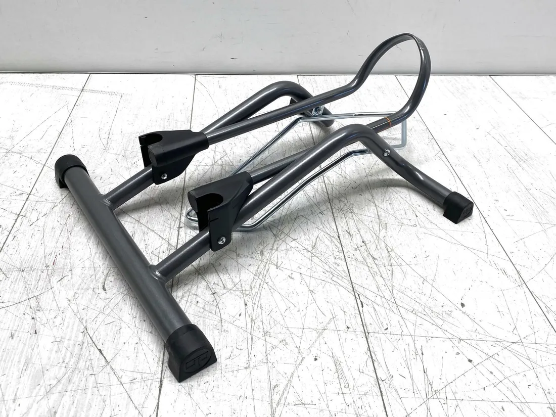 stojak-do-roweru-diverse-stabilus-2-0-szary-stan-powystawowy