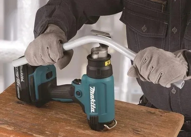 makita-opalarka-18v-dhg181zk-waga-z-opakowaniem-4-25-kg