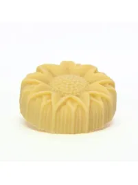 naturalne-mydlo-delikatne-z-kozim-mlekiem-miodowa-mydlarnia-z-oliwa-z-oli