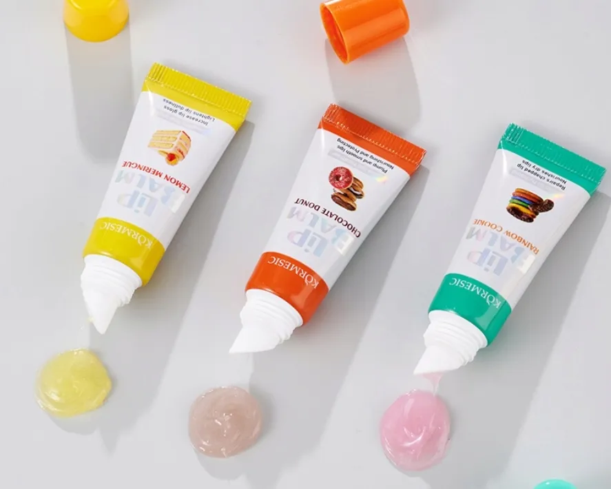 kormesic-bllyszczyk-do-ust-10g