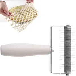 rolka-tnaca-walek-do-nacinania-ciasta-wzor-siatki-do-tarty-profi-line-135x2