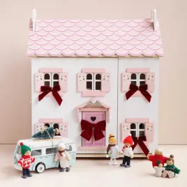 drewniany-domek-dla-lalek-3-pietrowy-sophie-le-toy-van