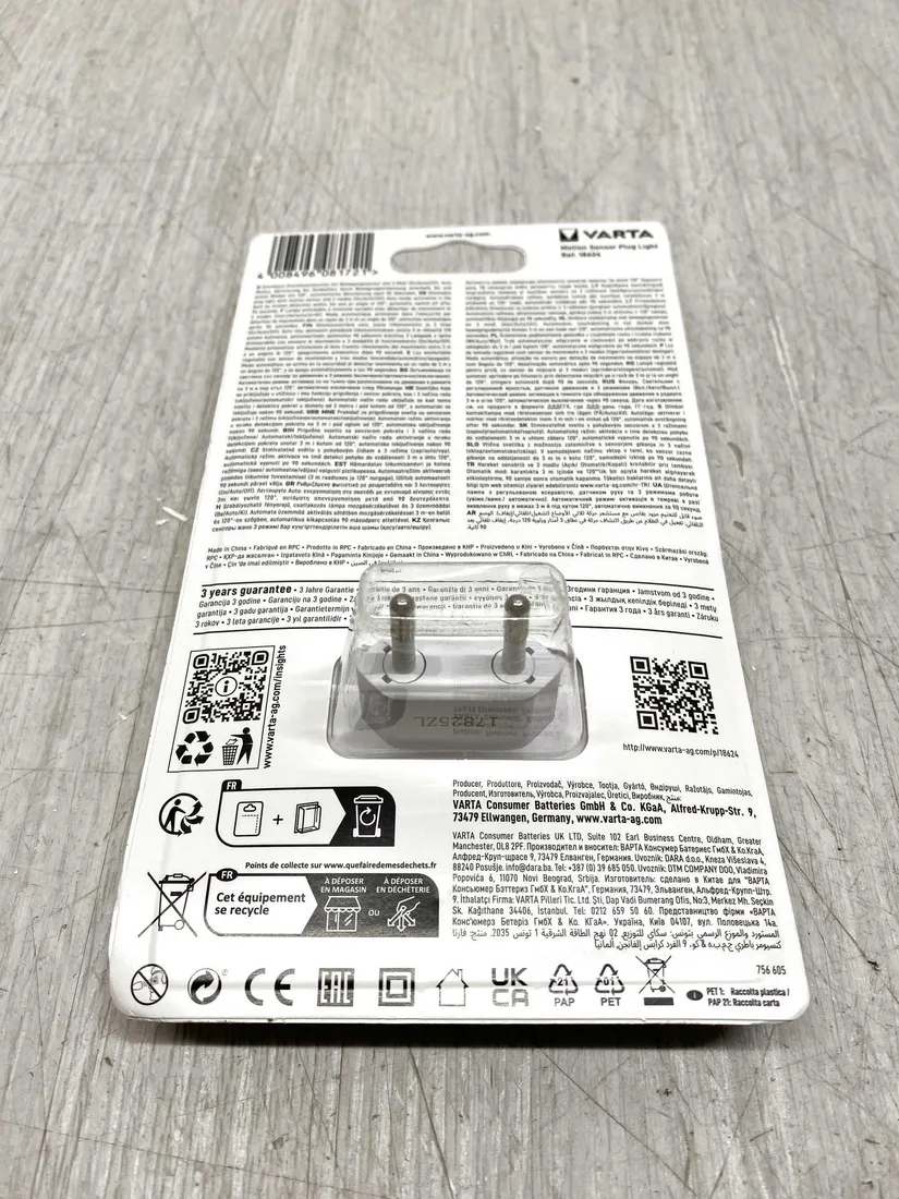 inteligentna-lampka-nocna-led-varta-motion-sensor-light-stan-nowy