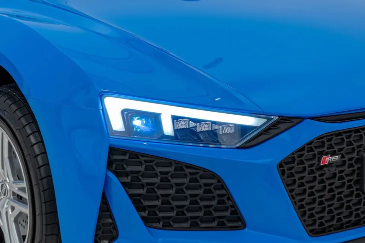 auto-audi-spyder-r8-lift-strong-niebieski-dla-dzieci-gratisy-waga-z-opakowaniem-86-kg