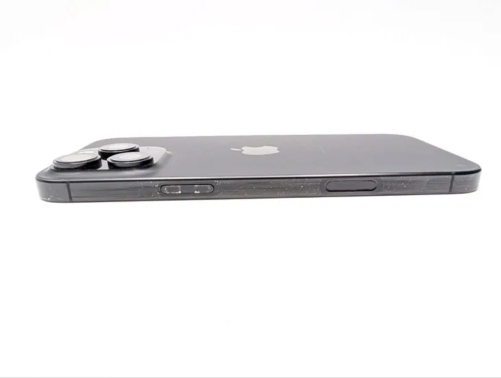 apple-iphone-16-pro-max-256gb-tytan-czarny-funkcje-aparatu-autofocus-cyfrowa-stabilizacja-obrazu-hdr-lampa-blyskowa-nagrywanie-wideo-optyczna-stabilizacja-obrazu-panorama-samowyzwalacz-wykrywanie-twarzy-zdjecia-seryjne-zoom